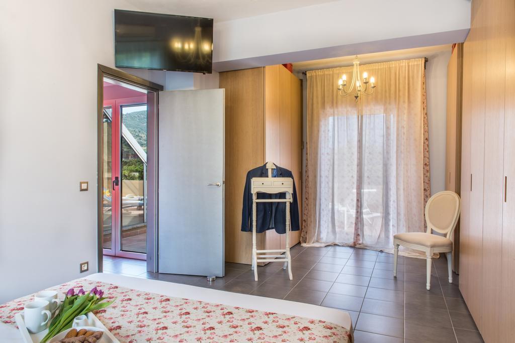 Villa Casa Di Verde Patellari Bagian luar foto